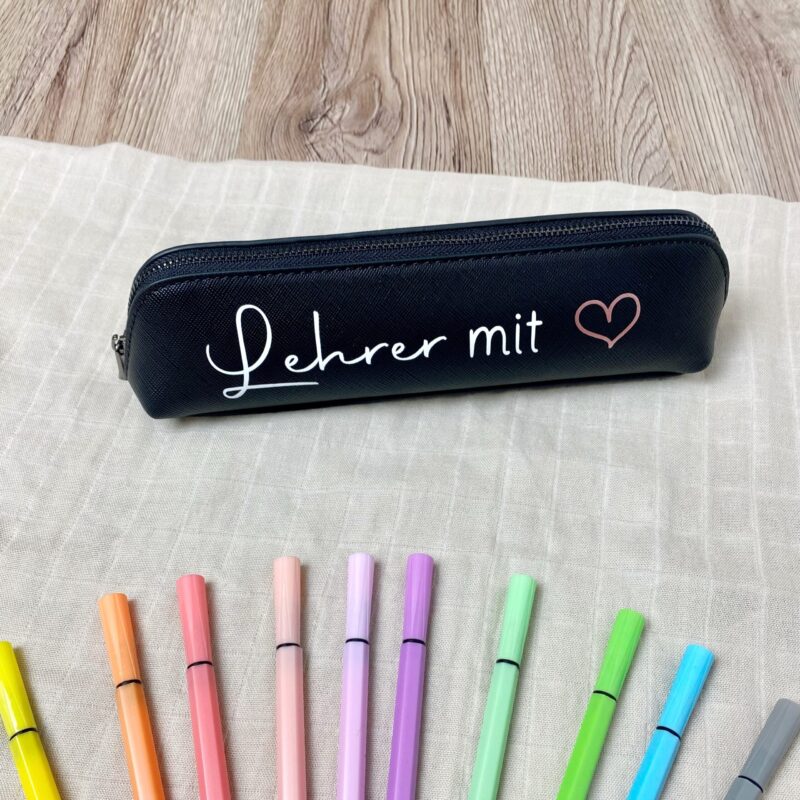 Mäppchen Lehrer/Lehrerin mit Herz schwarz