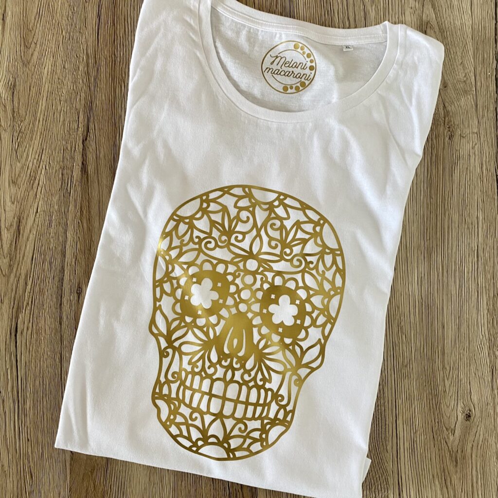 Langarmshirt Totenkopf gold