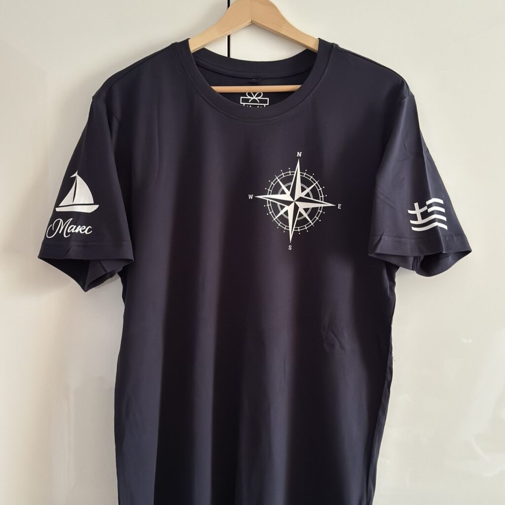 T-Shirt Segelcrew dunkelblau mit Namen